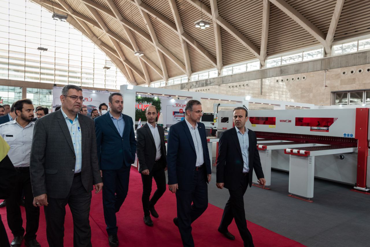 افتتاح-نمایشگاه-چوب-2