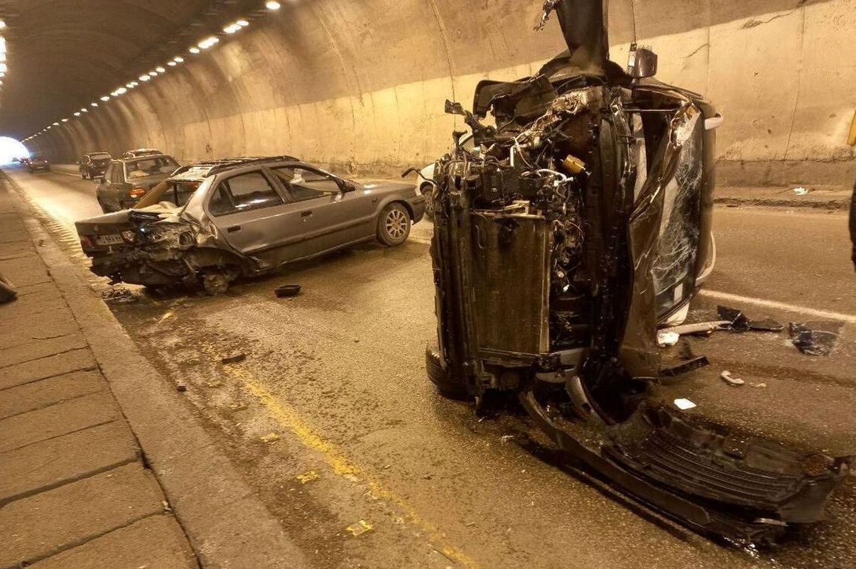 تصادف وحشتناک 3 خودرو در آزادراه + عکس 2