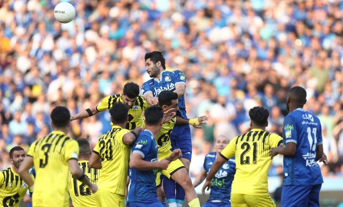 استقلال-نفت