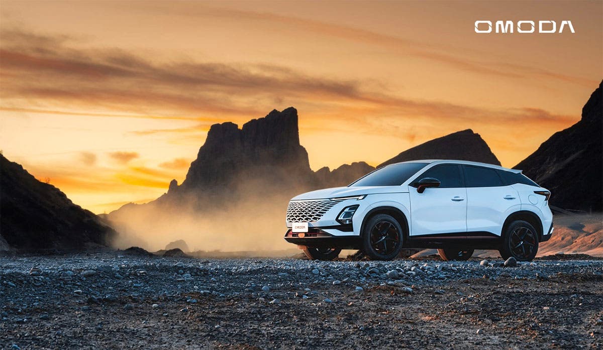 ققنوس میلیاردی در بازار خودروی ایران / فونیکس ارزش خرید دارد؟ 2