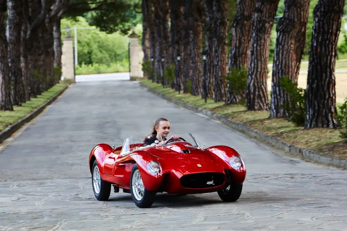 فراری-اسباب-بازی