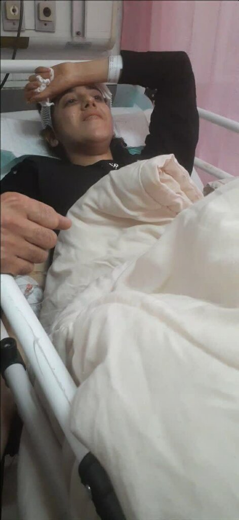 دختر-بیمارستان