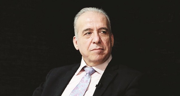 سفره بازار سیاه قاچاق گسترده است