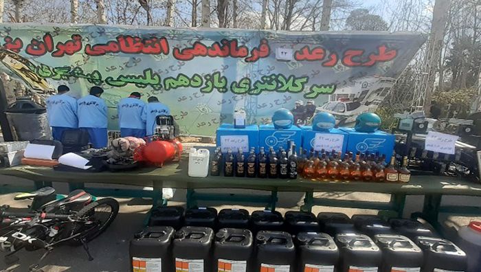 دستگیری 3 متهم در پوشش الو پیک + عکس