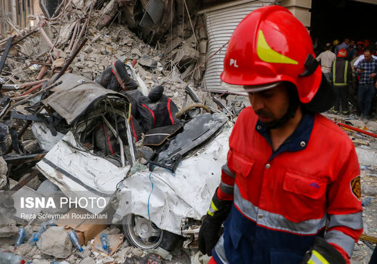 متروپل-حادثه-ریزش (34)