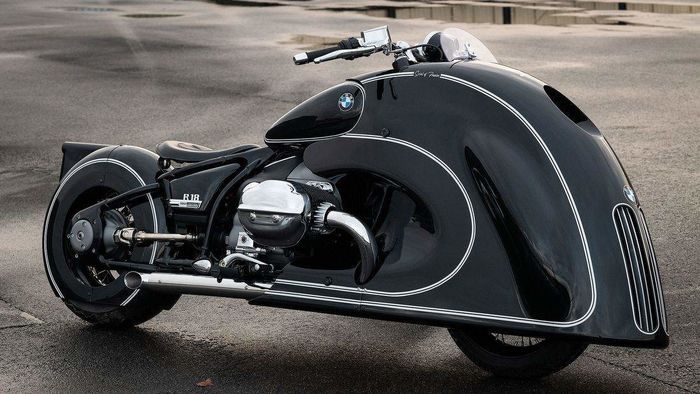 رونمایی از موتور بی ام و  R18 +عکس