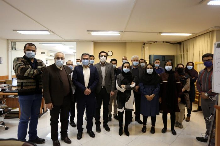 حضور قائم مقام فروشگاه‌های زنجیره‌ای کوروش در موسسه مطبوعاتی صمت 