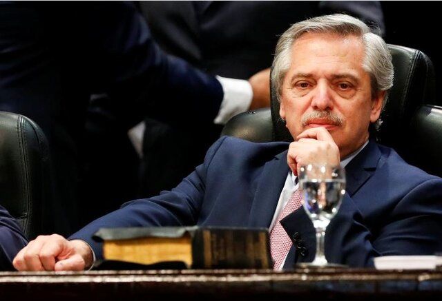 ابتلای رییس جمهور آرژانتین به کرونا با وجود تزریق واکسن روسی