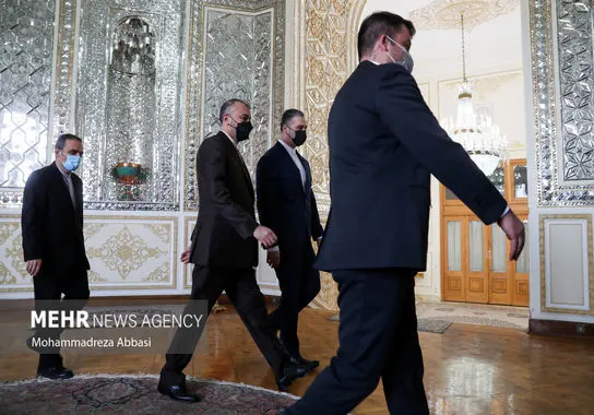 انرژی-اتمی (8)