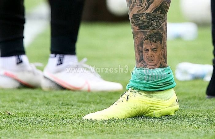 خودشیفتگی دروازه‌بان پرسپولیس