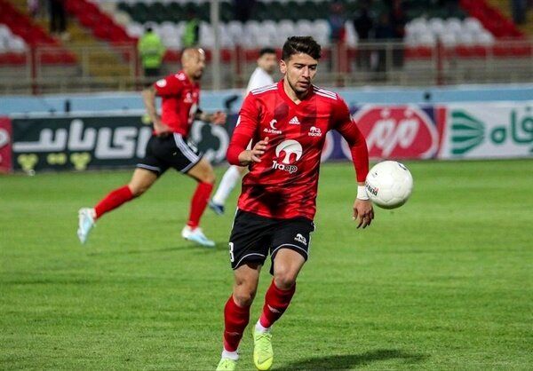 هافبک تراکتور به جمع آبی پوشان پیوست