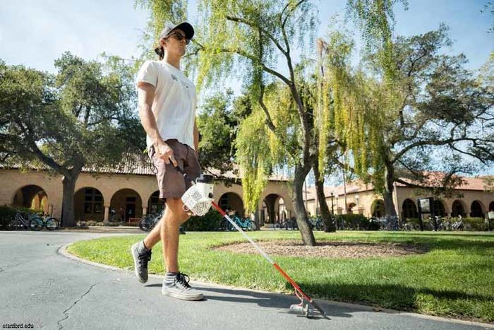 عصای هوشمند مسیریاب برای نابینایان ساخته شد