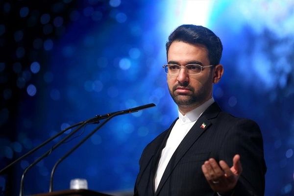 کنایه سنگین بازیکن استقلال به وزیر پرسپولیسی