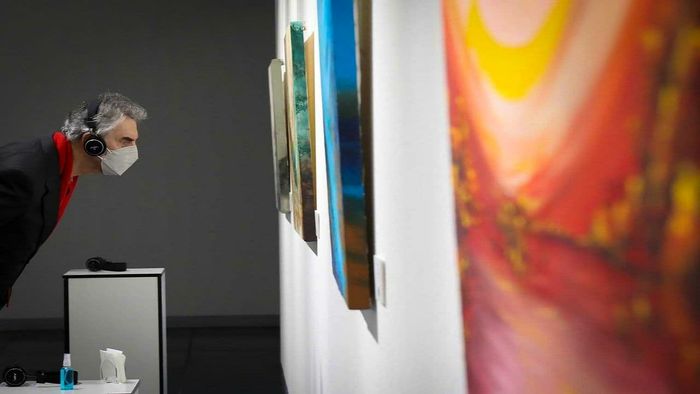 تلفیق نقاشی،خط و صدای شجریان در نمایشگاه «مرا بخوان»