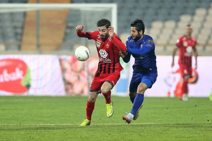 پاتوق مهاجم پرسپولیس،‌ کافه مدافع استقلال است!