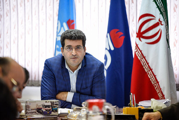 تبدیل خودروهای عمومی به دوگانه سوز شروع شد